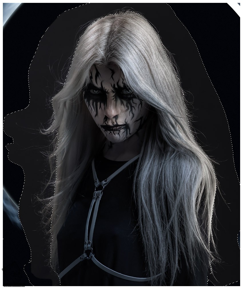 https://design.tutsplus.com/tutorials/create-a-ghostly-horror-themed-poster-in-photoshop--cms-30519
